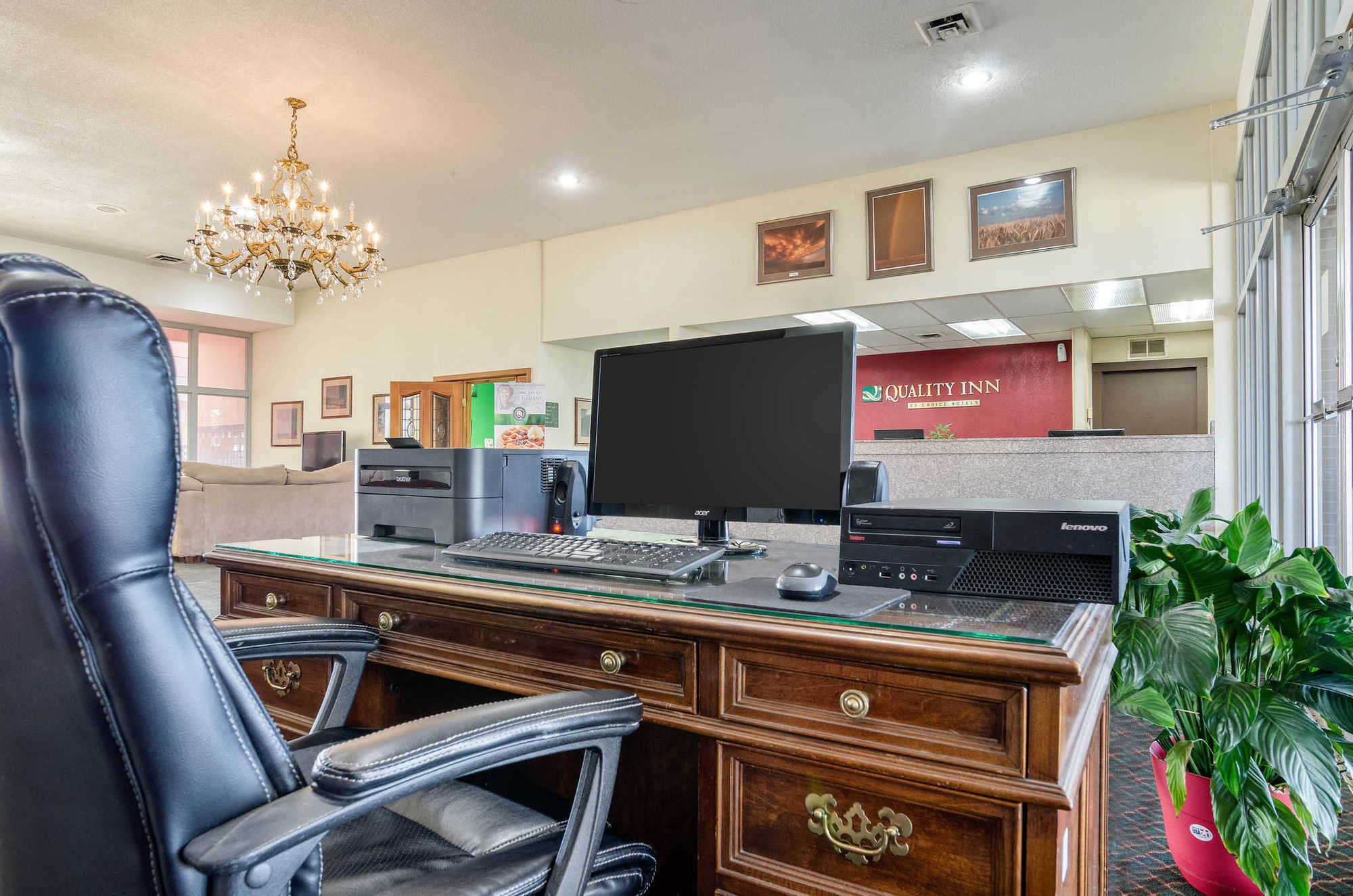 Colby Inn And Suites Faciliteter billede